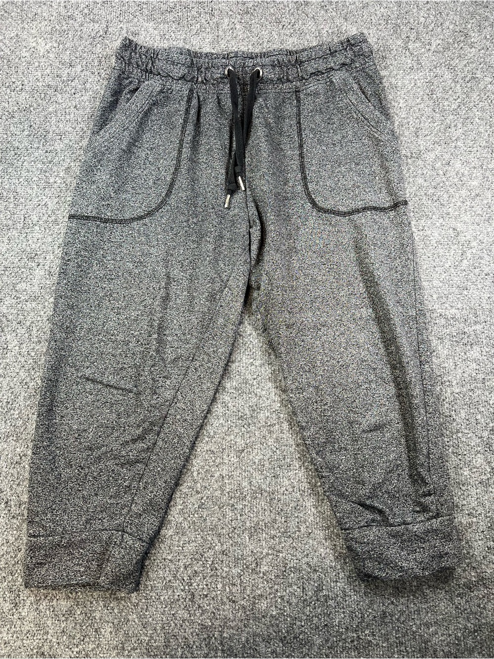 New York Laundry Men's Heather Gray Joggers with Drawstring